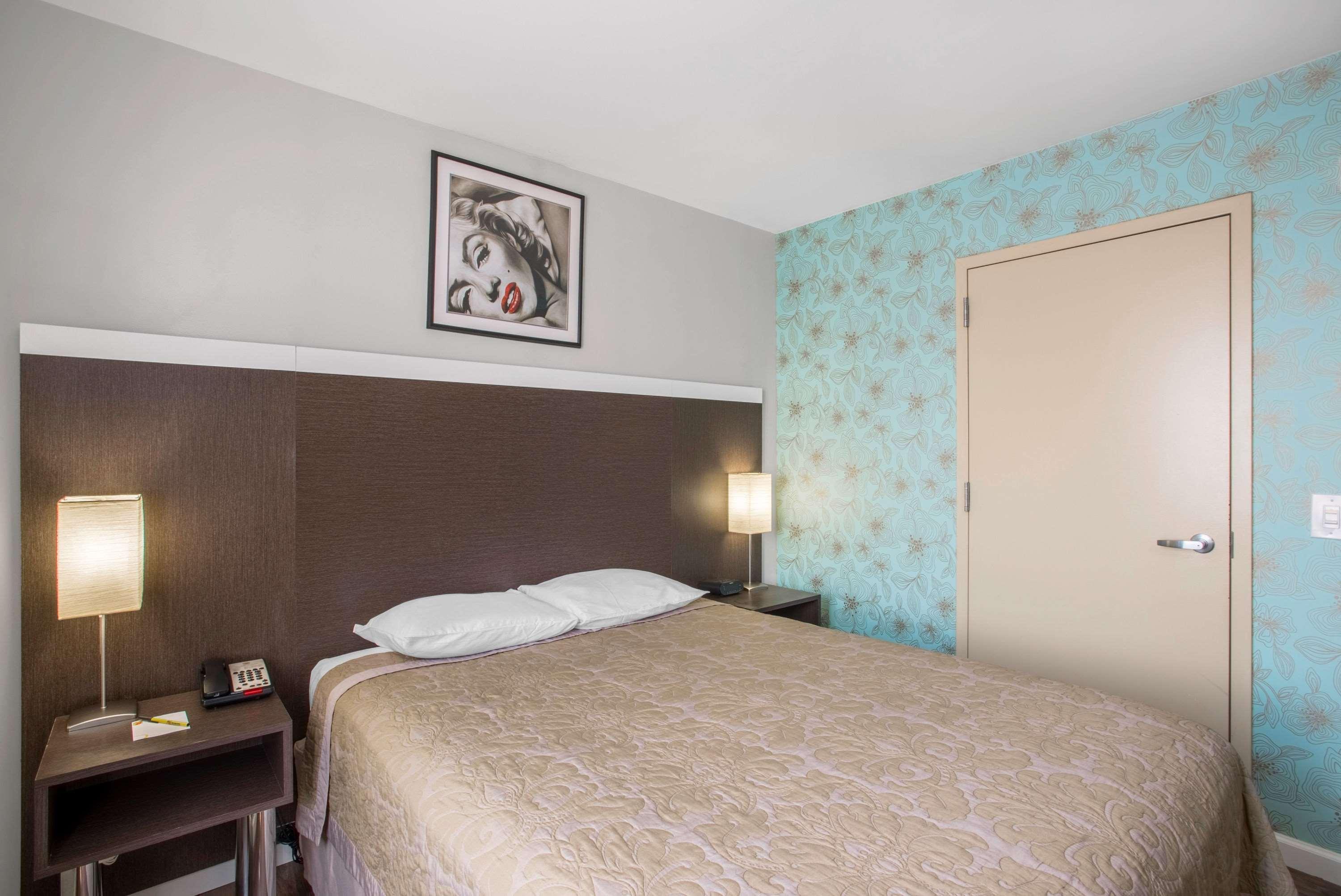 Super 8 By Wyndham Brooklyn / Park Slope Hotel New York Eksteriør billede